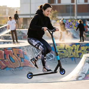 Nouvelle <span class=keywords><strong>trottinette</strong></span> <span class=keywords><strong>freestyle</strong></span> 360 degrés pour enfants <span class=keywords><strong>avec</strong></span> <span class=keywords><strong>large</strong></span> plateau - Product Image 2