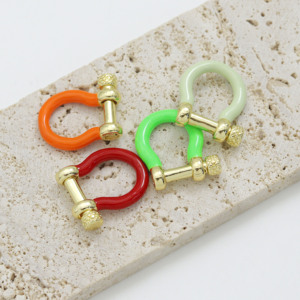 Chiusura a vite a forma di <span class=keywords><strong>U</strong></span> smaltata, fibbia a ferro di cavallo, ciondolo con moschettone per gioielli, connettore colorato per bracciali e collane fai da te - Product Image 2