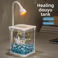 Aquarium de bureau de luxe carré en plastique ultra-transparent de 2L pour Betta, avec couvercle et lumière LED rotative à 360°