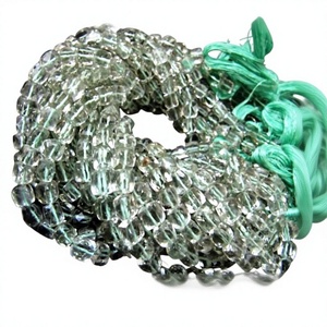 Ametista verde natural de 6 mm a 7 mm, cuentas microfacetadas en forma de cubo, hilo de 8 pulgadas de largo - Product Image 1