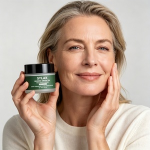<span class=keywords><strong>Crema</strong></span> Hidratante Facial a Base de Agua con Ácido Hialurónico para Piel Seca/Sensible, <span class=keywords><strong>Crema</strong></span> Antienvejecimiento Orgánica con <span class=keywords><strong>Aloe</strong></span> <span class=keywords><strong>Vera</strong></span>, Té Verde y Ginseng - Product Image 4