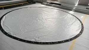 HEYU Pantalla de Proyección Circular Personalizada de Doble Cara, Película de Tela para Pantalla de Cine Portátil para Exteriores con Ojales - Product Image 2