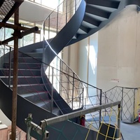 Escalier en spirale en acier galvanisé pour villa et hôtel, usage intérieur/extérieur, plateforme sécurisée, durable, antidérapante, directement de l'usine