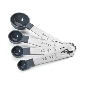 Set di 4 cucchiai dosatori in acciaio inossidabile grigio con anello per uso in cucina - Product Image 1