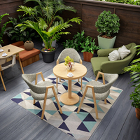 Ensemble table et chaises de restaurant commercial moderne, en bois massif et structure en fer, rond, pour 4 personnes, idéal pour hôtel, appartement, salle à manger, balcon, loisirs