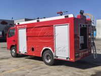 Prix compétitif, camion de pompiers DFAC 3000L, réservoir d'eau de 3 tonnes, véhicule de lutte contre l'incendie pour le service d'incendie municipal