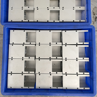 Service de fabrication CNC de précision sur mesure pour composants d'équipements optiques et laser avec polissage miroir