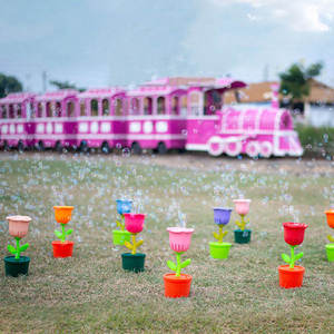 Machine à <span class=keywords><strong>bulles</strong></span> en forme de rose avec lumières LED, automatique, pour intérieur/extérieur, fêtes d'anniversaire, mariages, portable, à piles, en plastique - Product Image 6