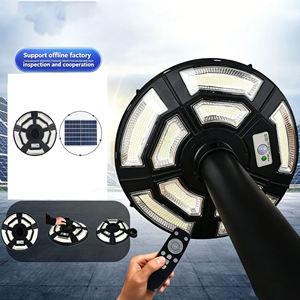 Lampu Jalan LED Tenaga Surya IP66 4000lm 6000K Cahaya Siang Paduan Aluminium Lampu Jalan UFO Luar Ruangan Kontrol Jarak Jauh - Product Image 3