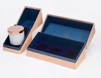 Cofanetto Regalo Candela Profumata a Forma di Libro con Confezione Rigida Personalizzabile, Chiusura Magnetica e Design Stampato UV