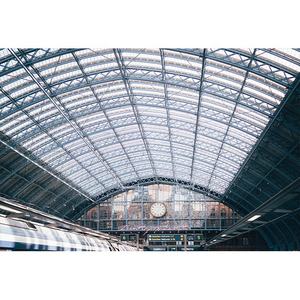 आधुनिक रेलवे स्टेशन टर्मिनलों के लिए कस्टम लार्ज-अवधि स्टील संरचना फ्रेमवर्क - Product Image 6