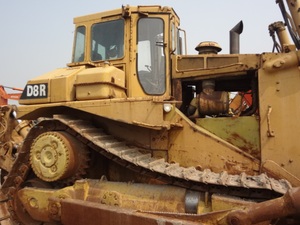 Bulldozer Caterpillar D8R D8K Usado de Alta Calidad con Caja de Cambios, Motor y Bomba Incluidos, Precio Japón, Suministro Shanghái, Modelo 2018 - Product Image 5