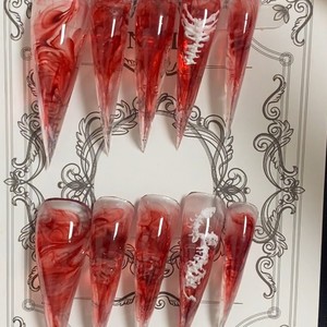 <span class=keywords><strong>Faux</strong></span> <span class=keywords><strong>ongles</strong></span> à presser Dragon Armor à changement de couleur dégradé effet sang, à pointe longue, style européen et américain, pour le commerce extérieur, faits à la main - Product Image 3