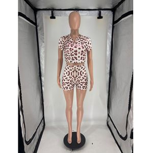 Nuovo Completo Estivo da Donna Due Pezzi con Pantaloncini, Stampa Leopardata a Pois, Top con Cappuccio e Zip a Maniche Corte, Set Gia 2 Pezzi - Product Image 4
