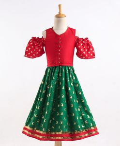 Ensemble haut imprimé à épaules dénudées et ghagra Twisha pour filles, rouge et vert, vêtements de fête, de mariage et de cérémonie pour enfants (6 mois à 14 ans) - Product Image 1
