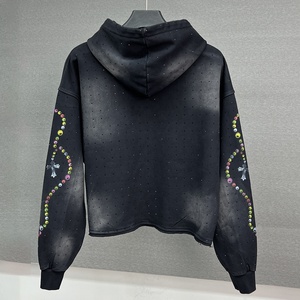 Sweat à capuche surdimensionné en coton imprimé noir personnalisé pour homme, style streetwear, en molleton bouclette avec strass, effet délavé à l'acide - Product Image 2