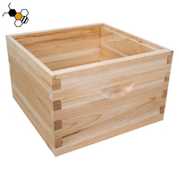 Nouvel ensemble de ruches à abeilles Warr à 8 cadres et 3 niveaux, vente directe usine, en bois de sapin/pin, avec toit ventilé et conception robuste pour l'apiculture naturelle