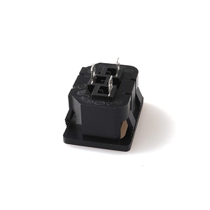 <span class=keywords><strong>Prise</strong></span> de <span class=keywords><strong>courant</strong></span> industrielle LZ-F-2 C13 3P 10A à 1 sortie avec <span class=keywords><strong>prise</strong></span> et fiche CA à encliquetage - Product Image 2