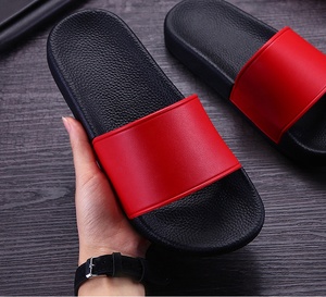 Unisex Black EVA PVC Sandals for Men Custom Printed Logo Pattern Soft Outdoor <strong>Slippers</strong> for Summer - Product Image 2