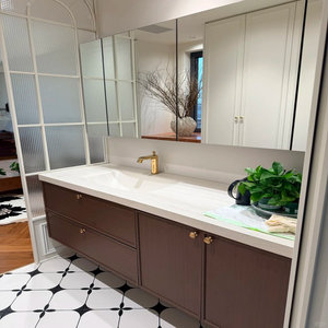 Meuble de salle de bain YALIG, style mi-siècle, couleur noyer, avec vasque monobloc en pierre courbée à chaud, sur pied - Product Image 1