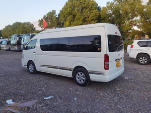 Grande promotion sur les Toyota Hiace d'occasion, minibus <span class=keywords><strong>de</strong></span> luxe 13 places, automatique, essence, norme d'émission Euro 3 - Product Image 4