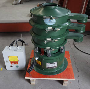 Équipement rotatif personnalisé à tamis vibrant Fonctionnement fiable et stable Réunissant différents moteurs de criblage de tailles de particules - Product Image 3