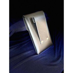 Custodia cellulare in pelle con Concho - Product Image 3