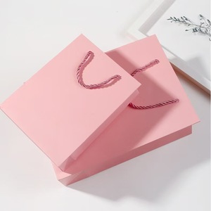 Handheld Shoes Clothing Paper Bag Offset Printing Art Paper Bag - Product Image 3