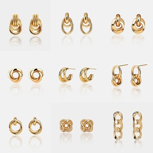 Traje personalizado caliente multicapa geométrico grueso sobresaliente irregular geométrico 18K Pendientes chapados <span class=keywords><strong>en</strong></span> oro - Product Image 2