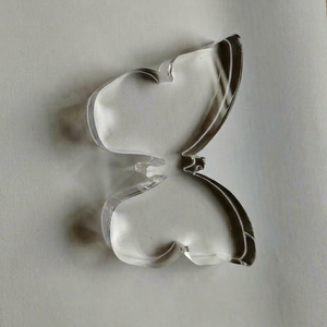 Service de découpe de feuilles de plastique transparentes en forme de papillon en acrylique, design personnalisé, avec montage facile - Product Image 1