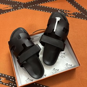 Chaussons en forme de H pour hommes, nouveau style <span class=keywords><strong>d</strong></span>'été, antidérapants, durables, confortables, doux, tendance pour les couples, modèle le plus vendu - Product Image 3