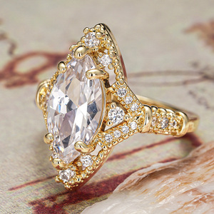 Anello di Lusso a Forma di Marquise per Donne, Elegante Gioiello da Dito in Stile Corte - Product Image 3