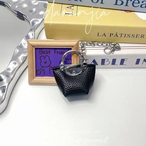 Nouveau mini sac à dumplings, pendentif, sac exquis de petite taille, créatif, niche, porte-clés, pendentif de voiture, différentes couleurs, haute qualité - Product Image 2