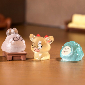 Petite poupée d'animal amusante et lumineuse de dessin animé, petite décoration de maison pour bébé - Product Image 5