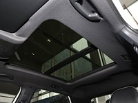 VW T-Roc Семейный внедорожник, 8 подушек безопасности, рейлинги на крыше, 17-дюймовые диски для дистрибьюторов