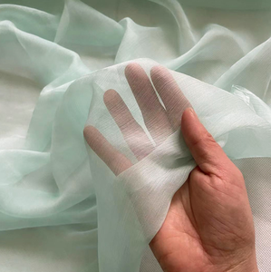 Tissu en mousseline de soie froissé 100% pure soie couleur <span class=keywords><strong>vert</strong></span> <span class=keywords><strong>sauge</strong></span> pour écharpe ou hijabs pour femme - Product Image 1