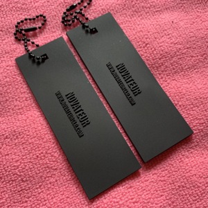 Etichetta in Silicone con Logo 3D Completamente Nera, Nuovissimo Design con Logo Convesso in PVC e Catena a Sfera Nera - Product Image 1