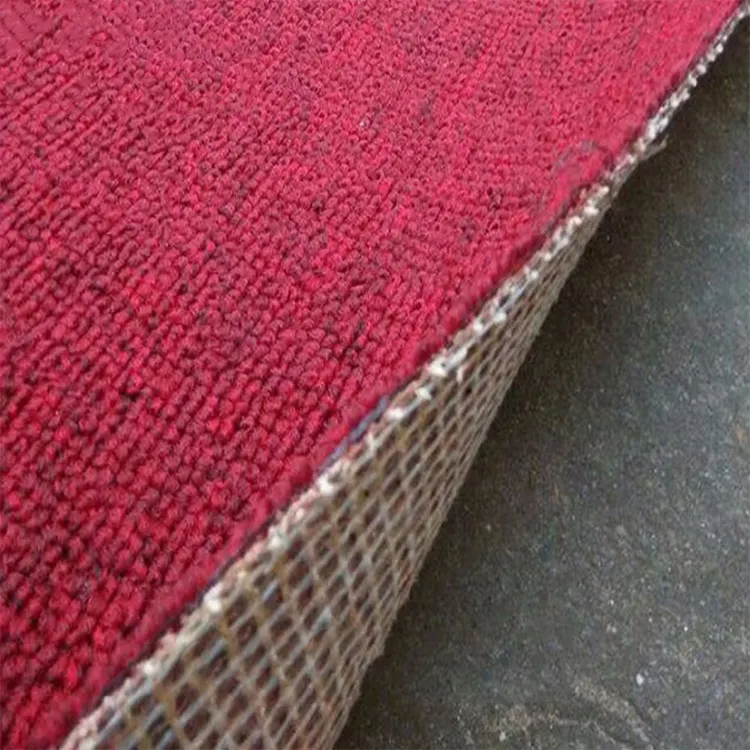 Chine tapis usine polypropylène shaggy tapis rouge