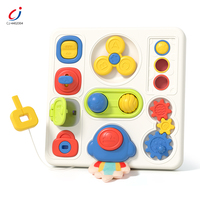 Jouets Montessori pour bébés Chengji en gros : Cube d'activités sensorielles multifonctionnel lumineux et musical, planche d'activités pour bébés
