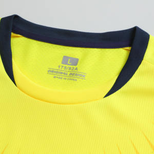 Heren Ademende Polyester Voetbalkleding-Aangepaste Naam Bedrukt Jersey Ademende Zomer Voetbal Uniform Set Sublimatie Technologie - Product Image 3