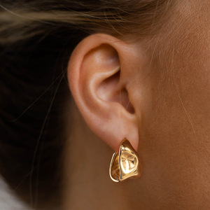 C-Shaped <b>Huggie</b> Earrings Stainless Steel Gold <b>Silver</b> Geometric Everyday Wear Unisex Jewelry Set - Product Image 2