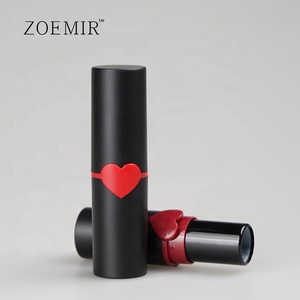 Conteneurs de baume à lèvres de haute qualité en gros emballage de tube de <span class=keywords><strong>rouge</strong></span> à lèvres d'anneau de coeur noir mat et <span class=keywords><strong>rouge</strong></span> - Product Image 3