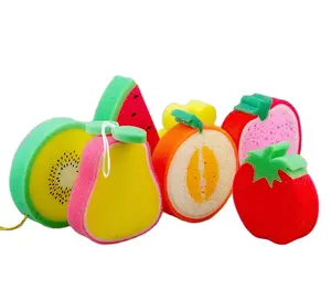 Esponja de ducha en forma de fruta suave para niños, cepillos de baño para limpieza corporal