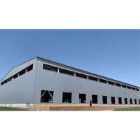 Entrepôt et hangar multifonctionnels modernes en acier léger - Bâtiment économique pour le stockage domestique et l'atelier de petites entreprises