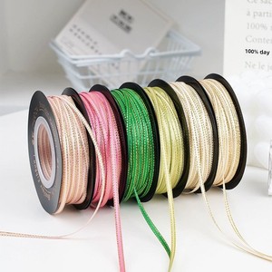 Signet de ruban de soie de polyester de 3mm à bord doré <span class=keywords><strong>double</strong></span> face fait à la main solide rouge mince ruban arc décoratif bricolage pour rubans cadeaux - Product Image 2