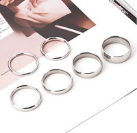 Bague minimaliste en acier inoxydable plaqué argent bande de dôme polie à la mode bague simple d'amitié pour femmes hommes Couple