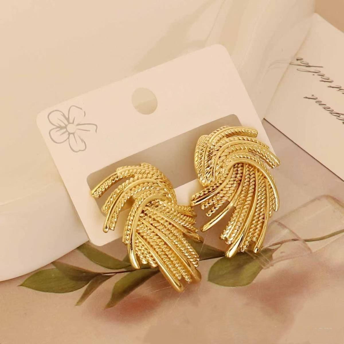 gold irregular wheat ears