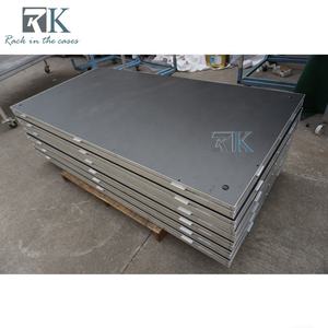 Scène en contreplaqué avec pieds en aluminium, au-delà de la scène pour les expositions - Product Image 2