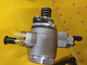 Pompe à carburant OEM Aftermarket Pompe de distribution de carburant haute performance à injection directe 06E127025AC pour <span class=keywords><strong>Audi</strong></span> - Product Image 4