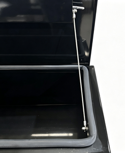 Caja de herramientas de acero negro de alto brillo con tapa bloqueable y caja de almacenamiento a prueba de golpes para camionetas y tractores - Product Image 4